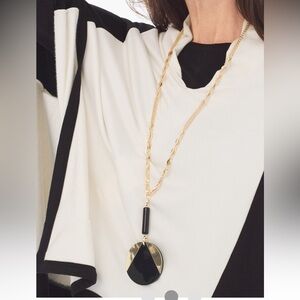 Chico’s NWT Stacie pendant necklace